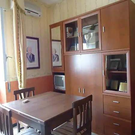 Domus Memoriae Apartment *